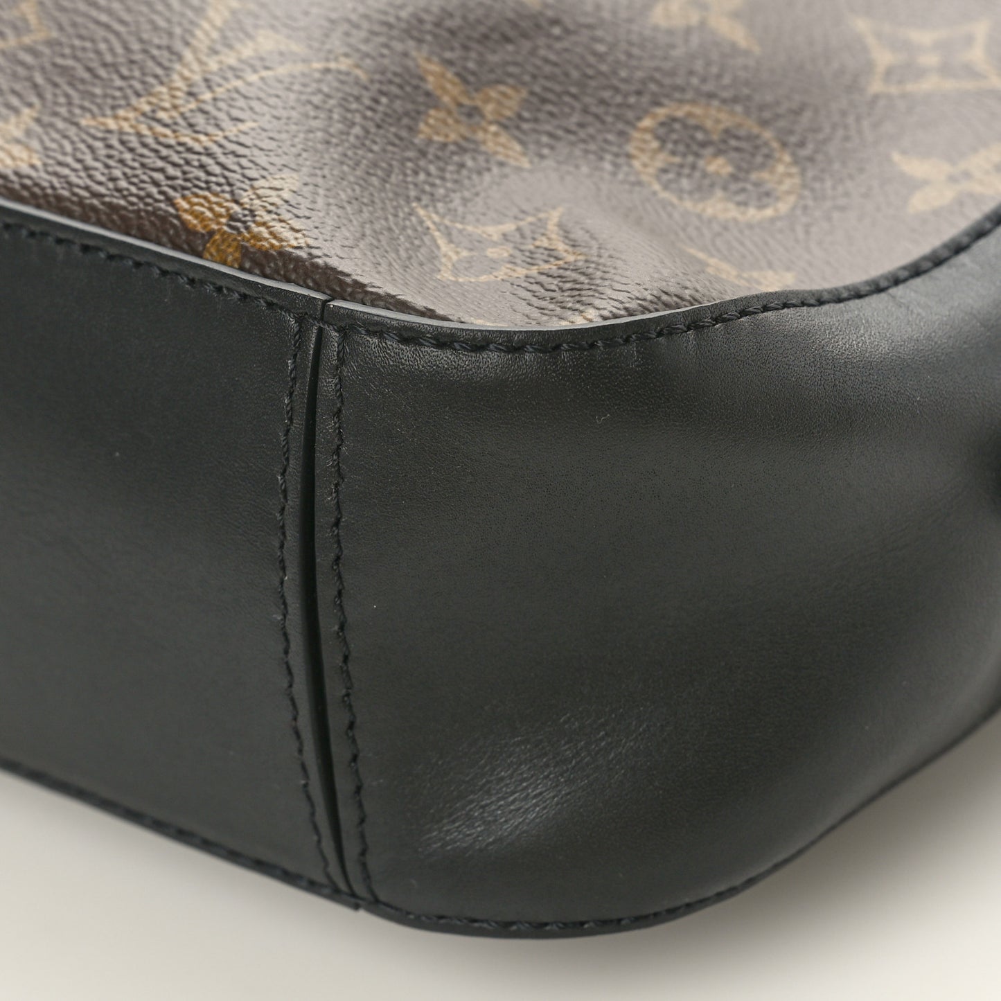 Monogram Saintonge Black