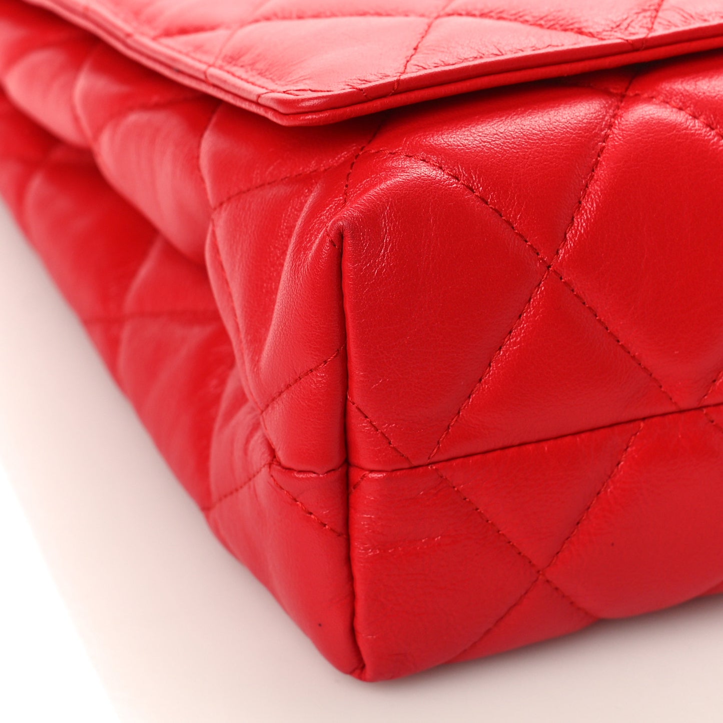 Nappa Calfskin Quilted Large Touch B Shoulder Bag Bright Red