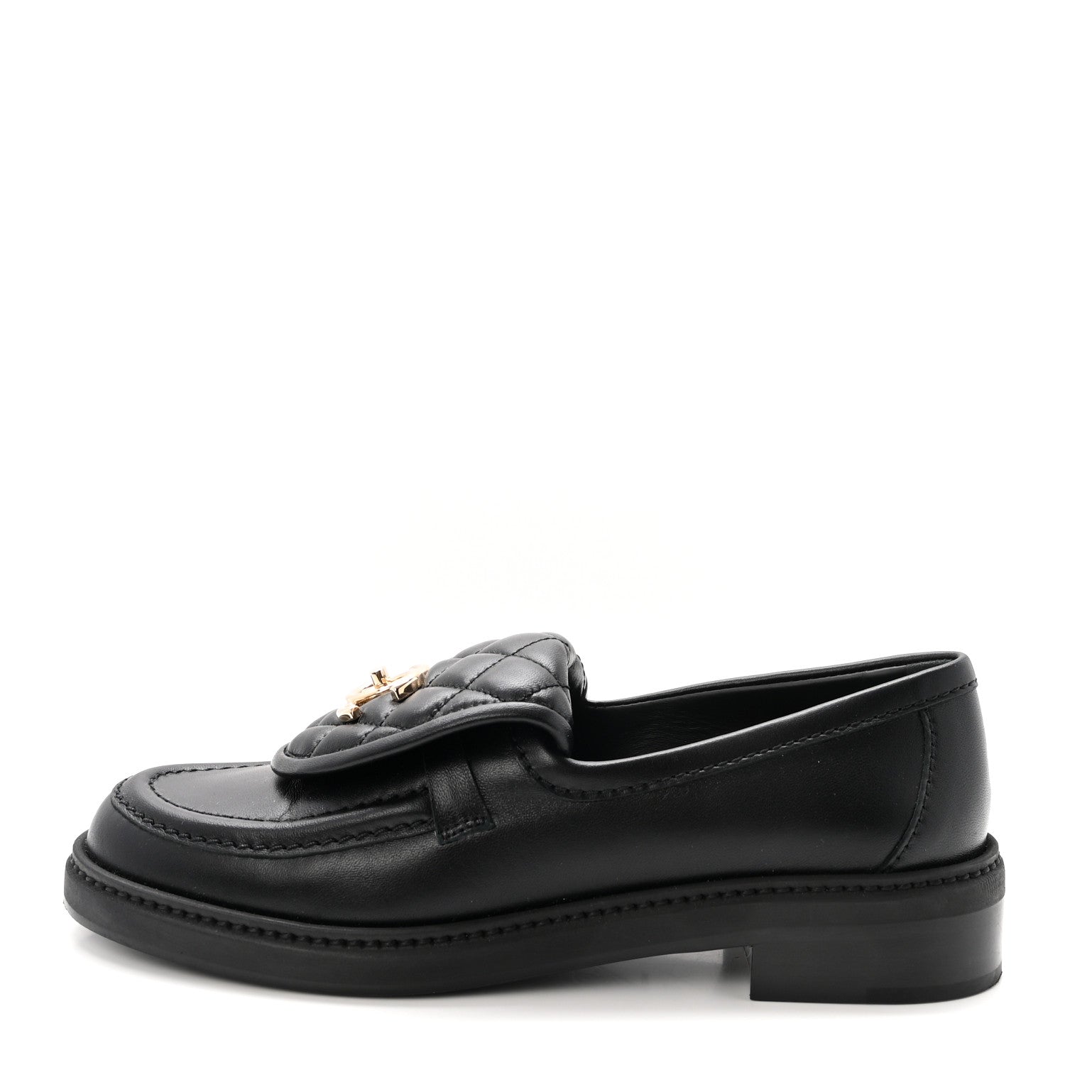 ローファーCHANEL 36,5 Chanel Lambskin Quilted CC Turnlock Loafers 36.5 Black 1907330