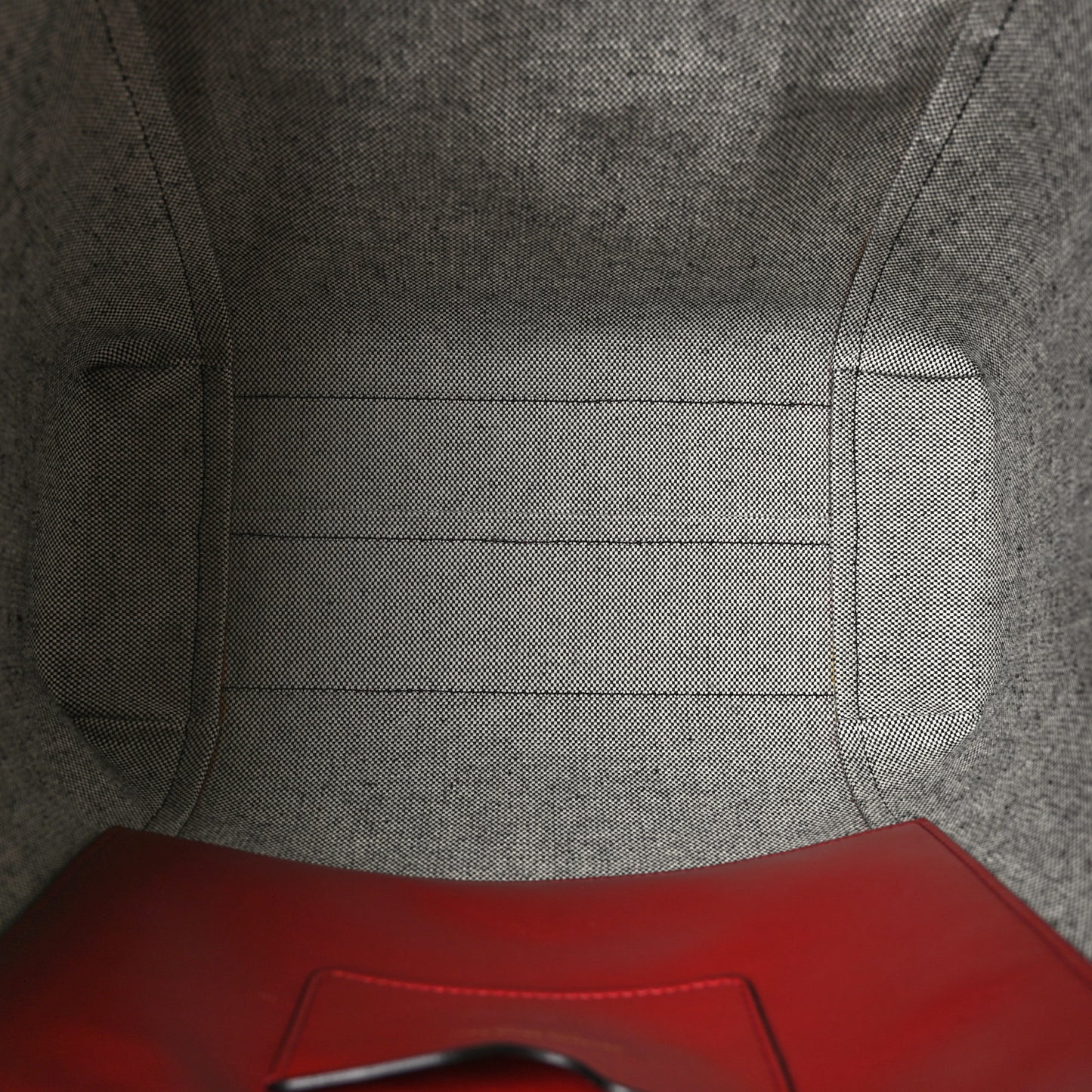 Calfskin Embossed Signature Shopper Black Red