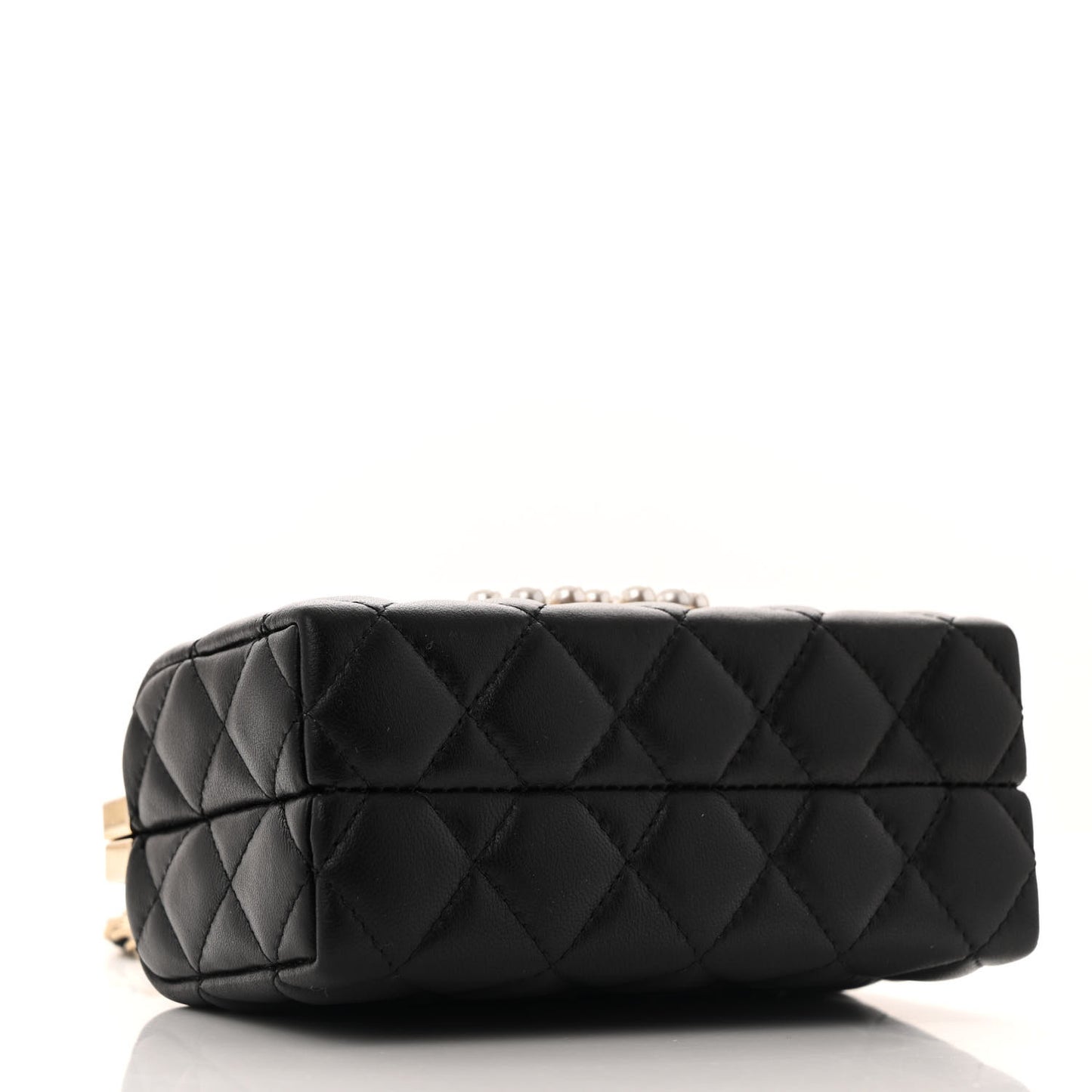 Lambskin Quilted Pearl CC Vanity Case Black