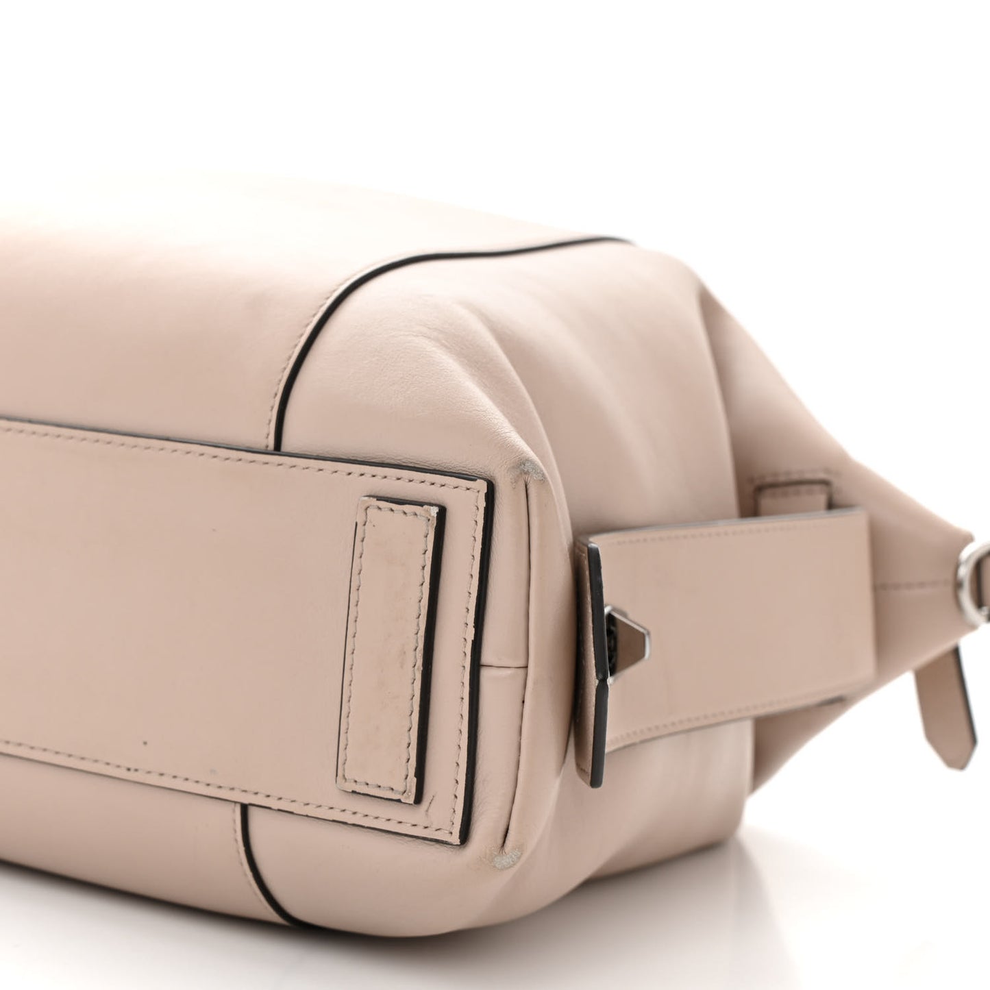 Soft Calfskin Medium Soft Antigona Dune
