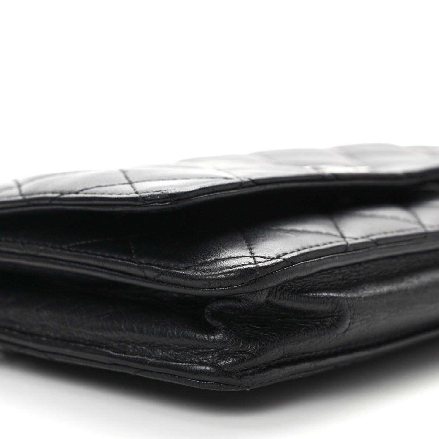 Lambskin Quilted Wallet On Chain WOC Black