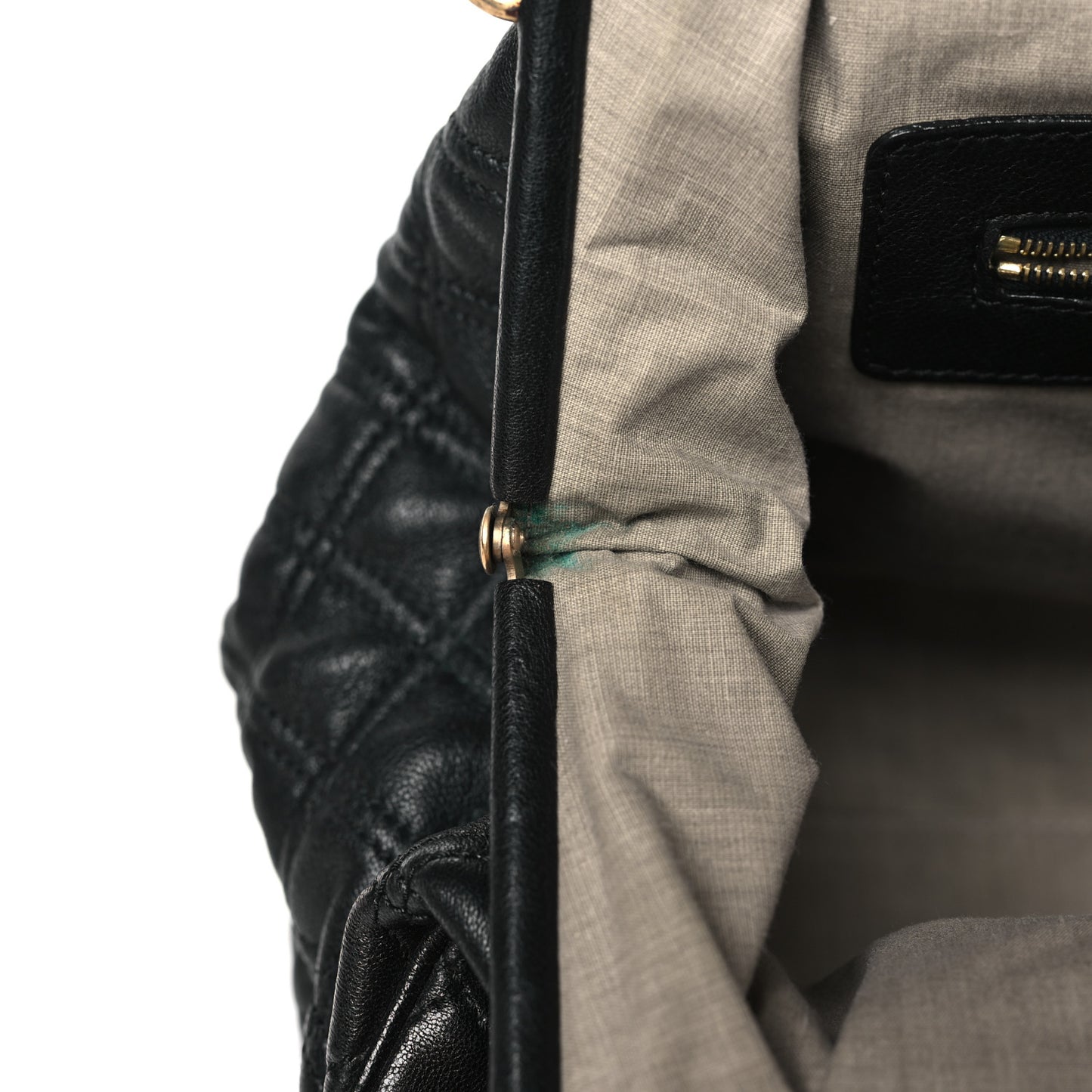 Calfskin Quilted Stam Black