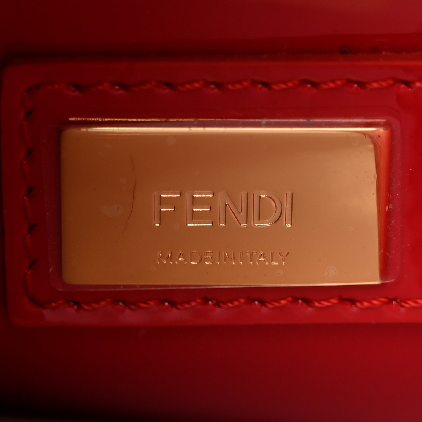 Vitello Vernice Mou Mini Peekaboo Iconic Satchel Rosso Cardinale