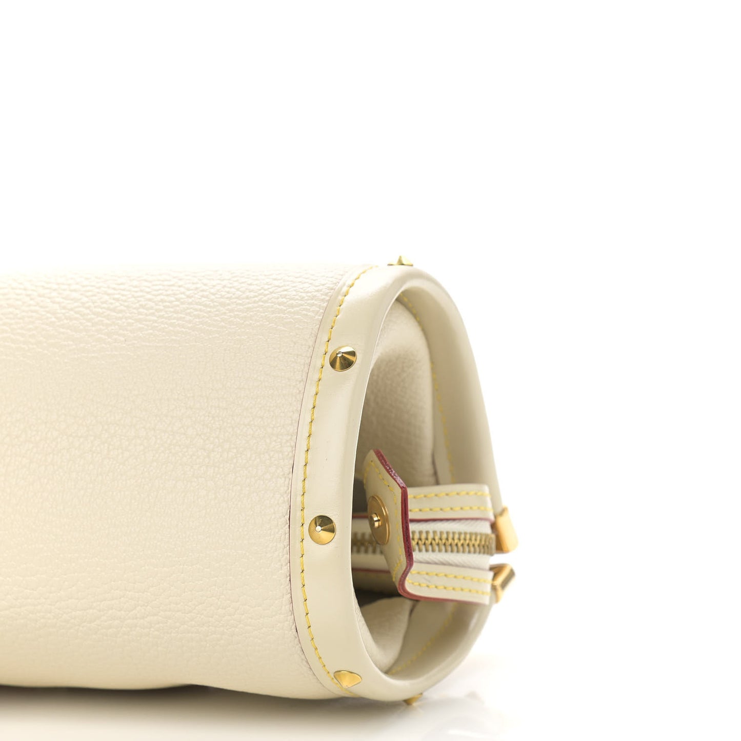 Suhali L Epanoui PM White