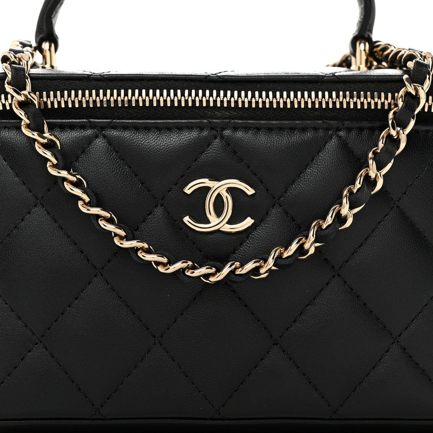 Lambskin Quilted Small Top Handle Vanity Case With Chain Black