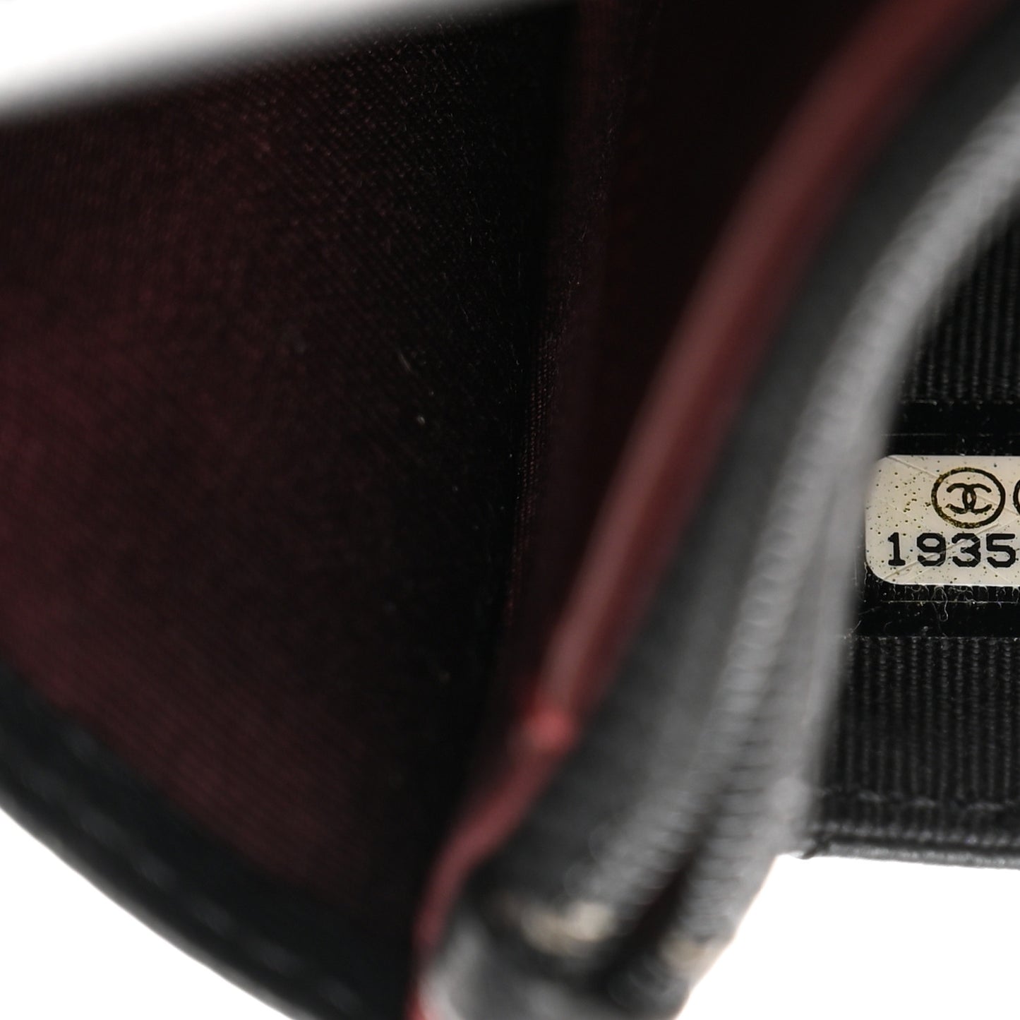 Lambskin Quilted Wallet On Chain WOC Black