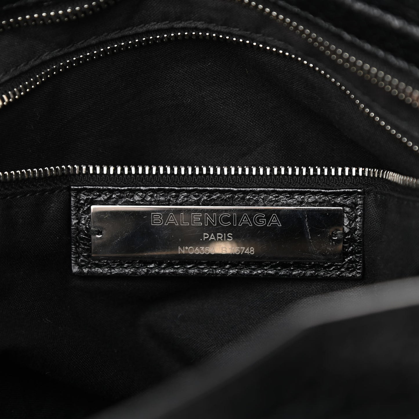 Agneau Classic Silver Hardware City Black