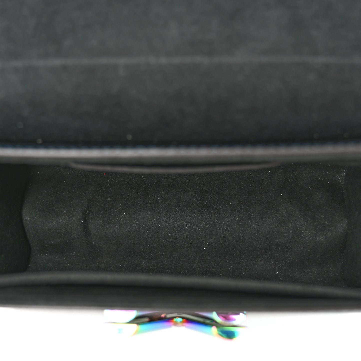 Epi Twist Scarabeo Shoulder Bag MM Blue Boreale