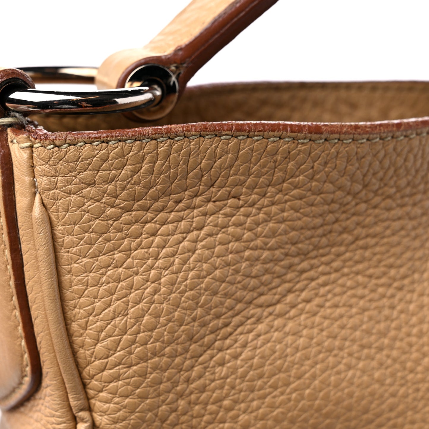 Vitello Daino Buckle Shoulder Bag Sabbia