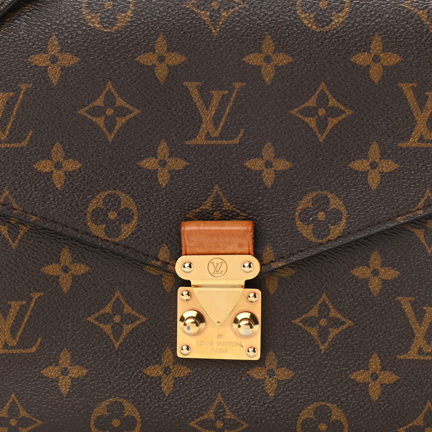 Louis Vuitton Monogram Pochette Metis 7 of 18