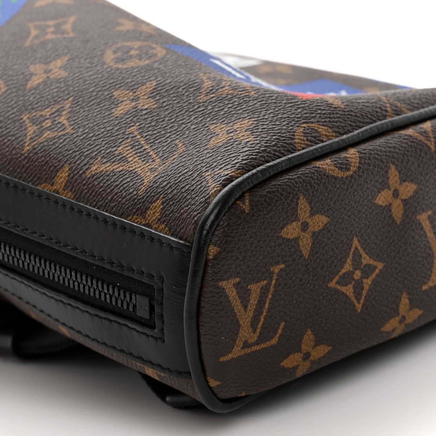 Monogram Chalk Sling Bag Marron