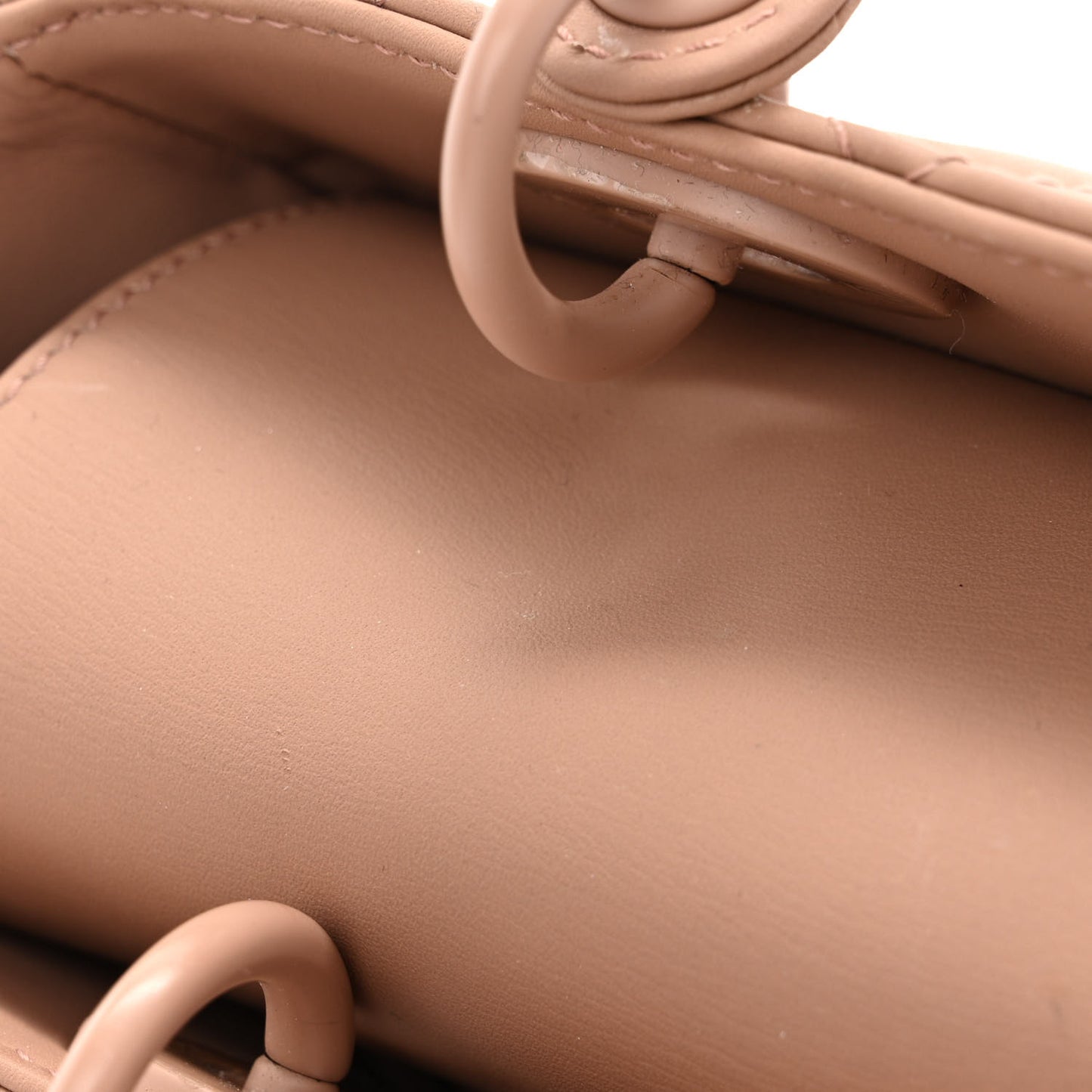 Ultra Matte Calfskin Cannage Medium Lady Dior Beige
