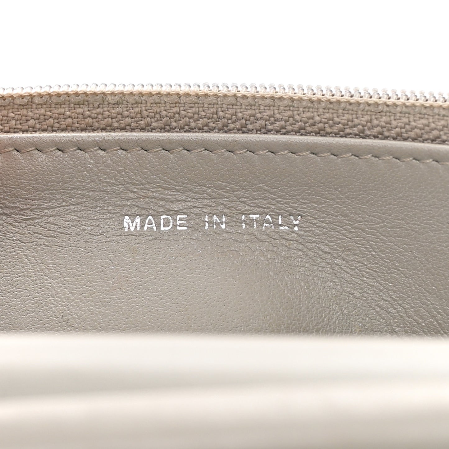 Patent Quilted Brilliant Wallet On Chain WOC Silver