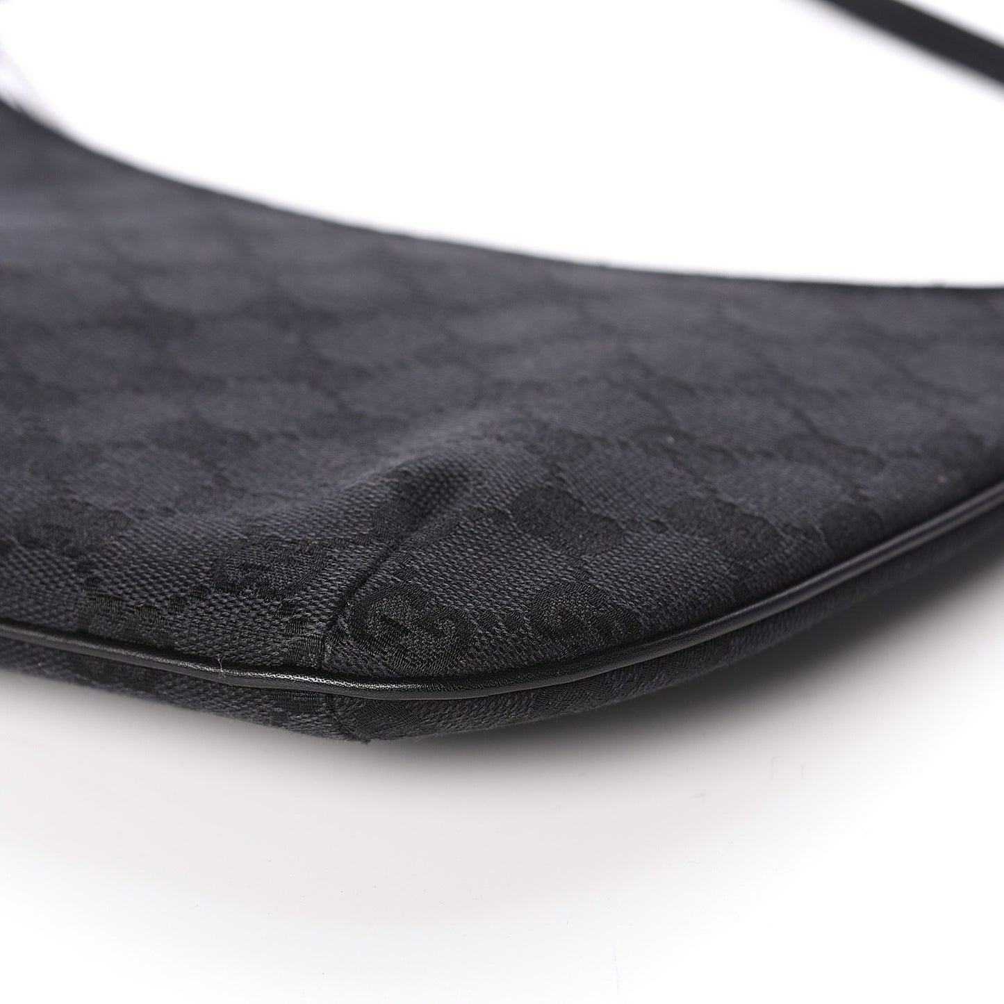 Monogram Pochette Black