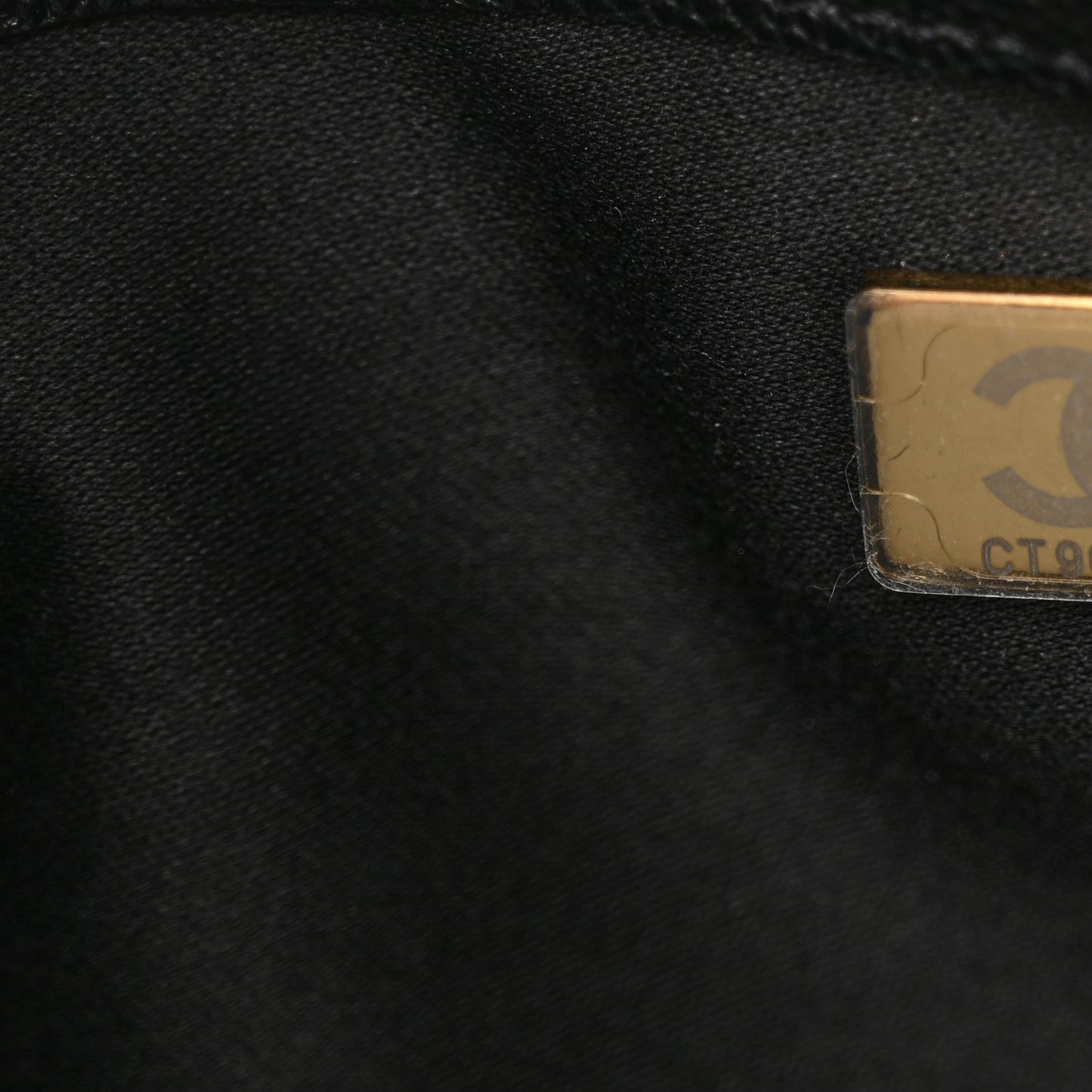 Caviar Quilted Medium Chanel 25 Handbag Black