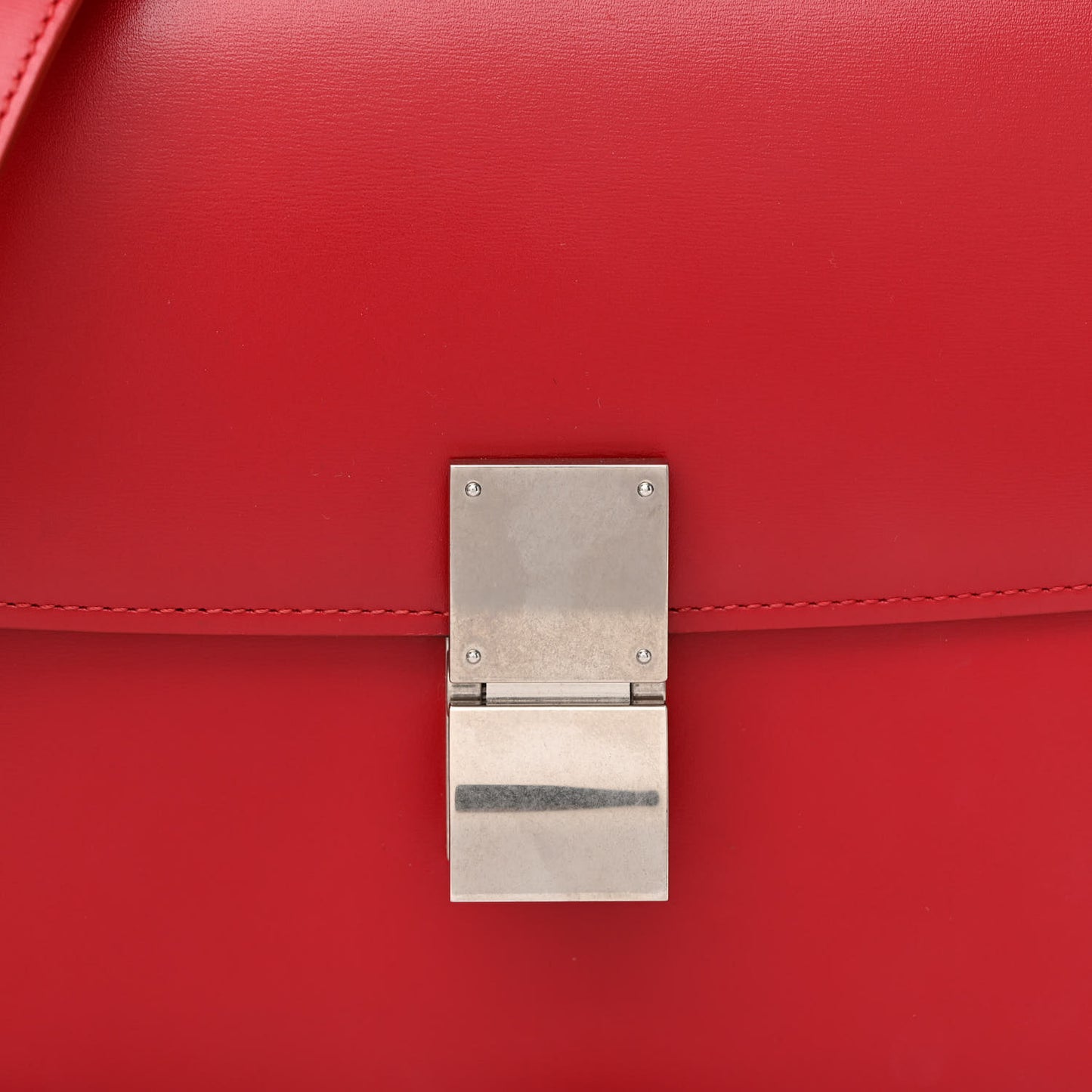 Box Calfskin Medium Classic Box Flap Bag Red