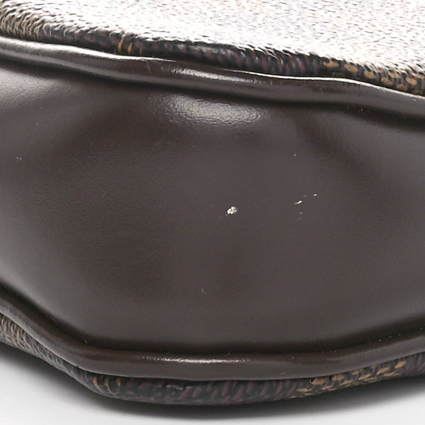Damier Ebene Navona Pochette Accessories