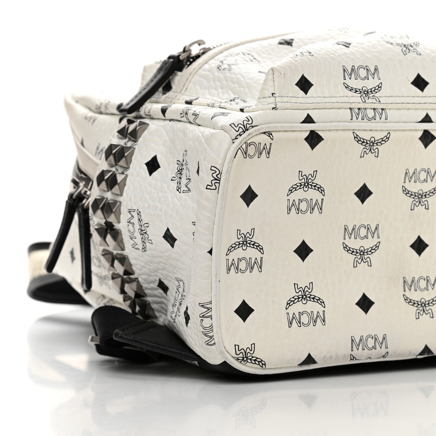 Visetos Small Side Stud Stark Backpack White