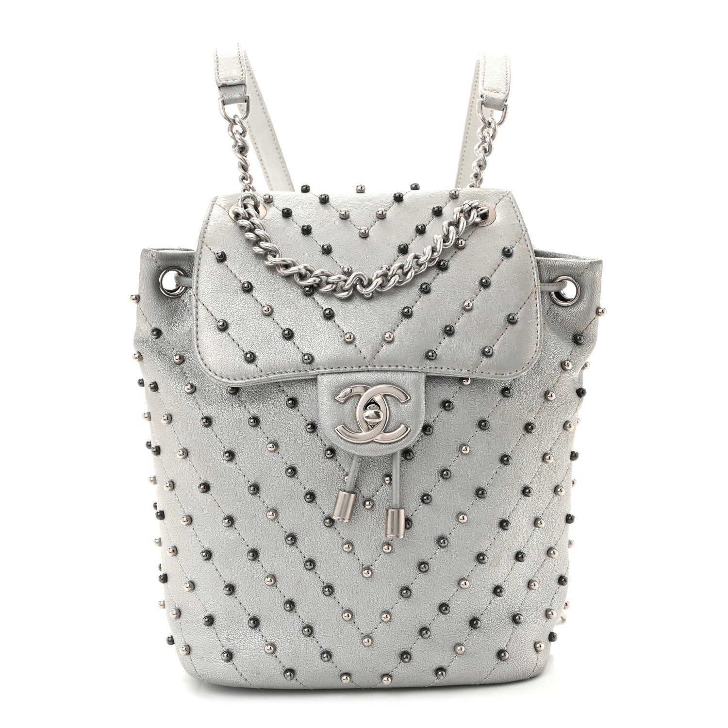 Chanel Metallic Lambskin Chevron Quilted Studded Stud Wars Backpack Silver 1908277 – FASHIONPHILE