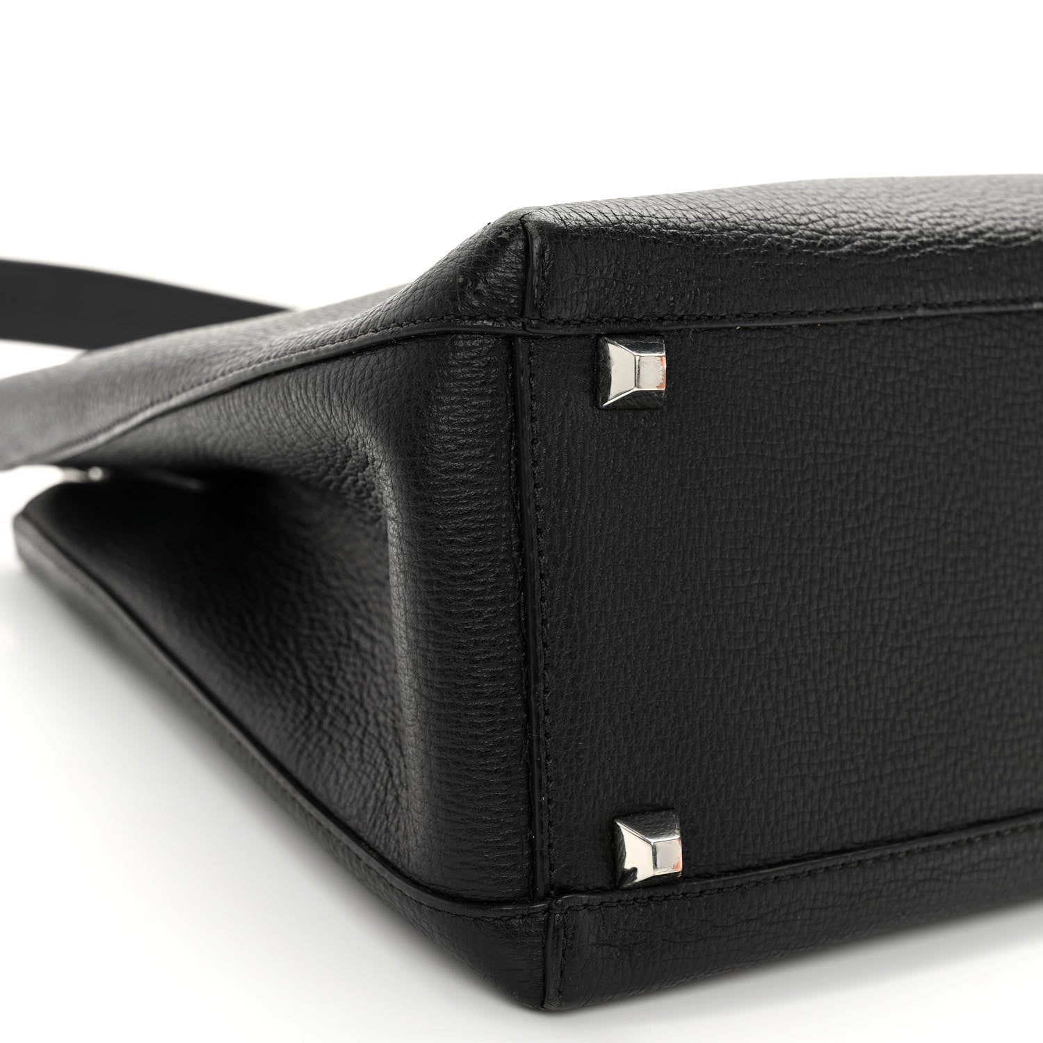 MCM Grained Calfskin Visetos Medium Sarah Hobo Black 8 of 10