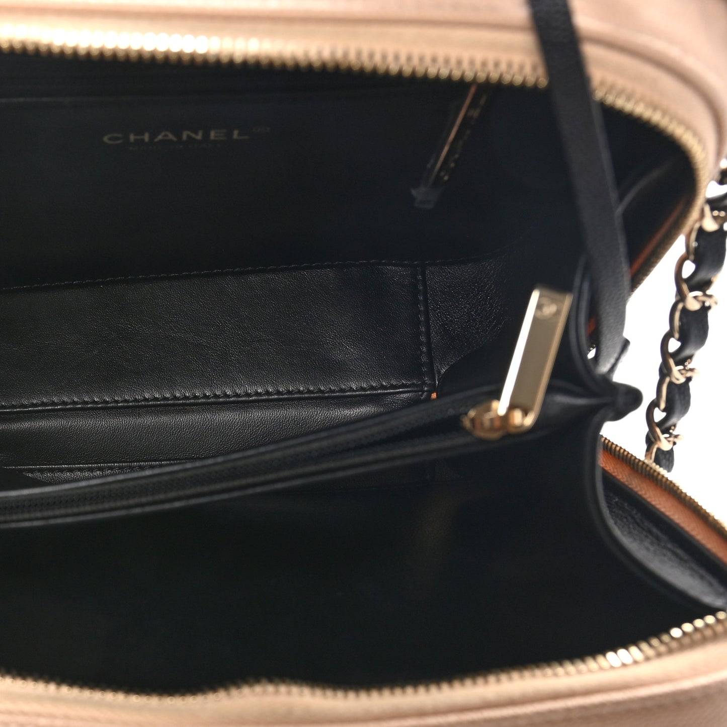 Caviar Quilted Medium CC Filigree Vanity Case Beige Black