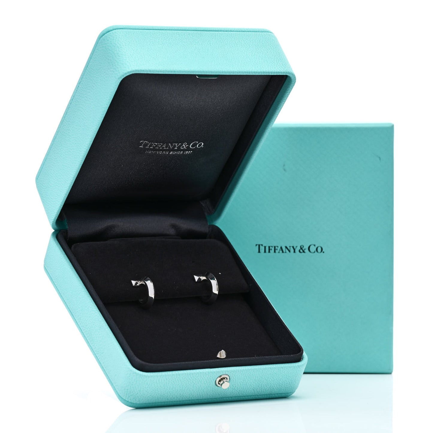 18K White Gold T1 Hoop Earrings