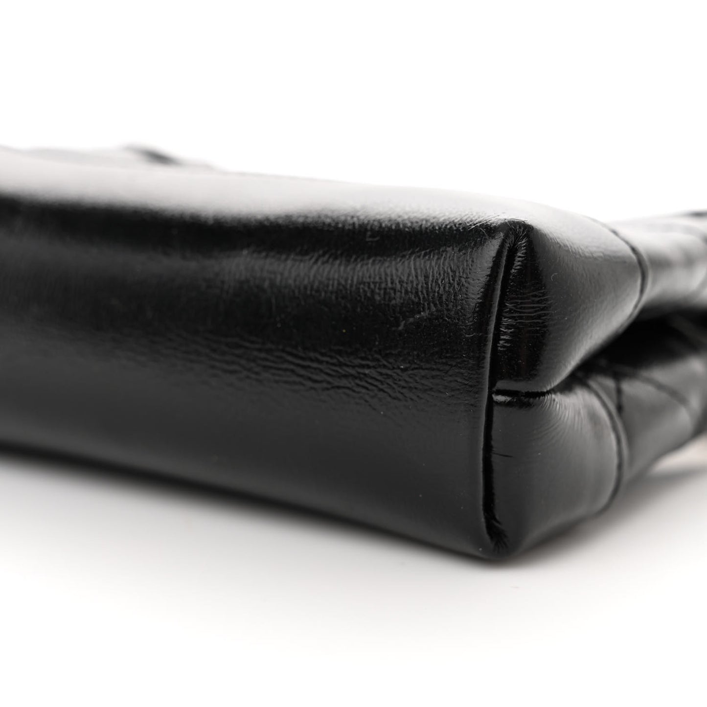Shiny Lambskin Quilted Micro 31 Clutch With Chain Black