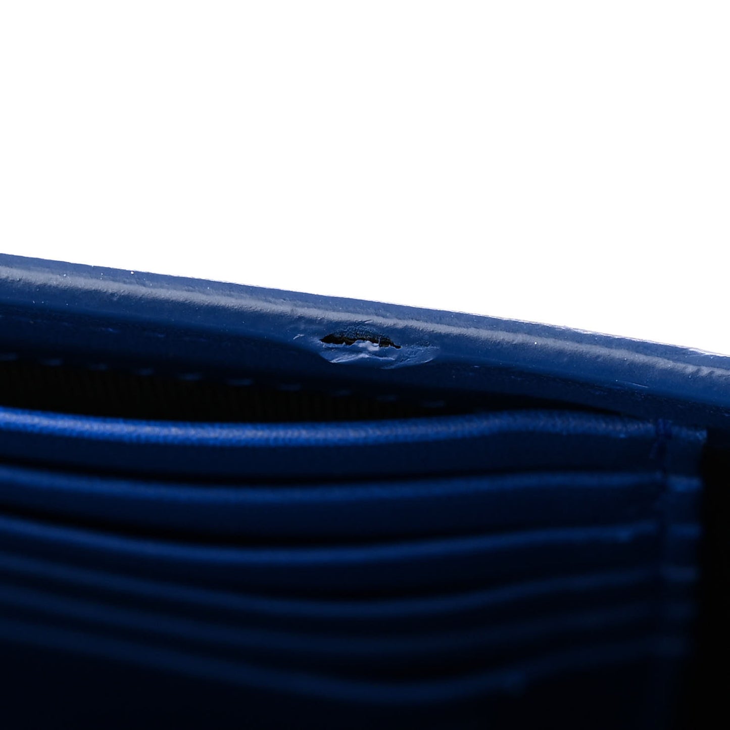 Calfskin Classic Y Ligne Chain Wallet Bleu Majorelle