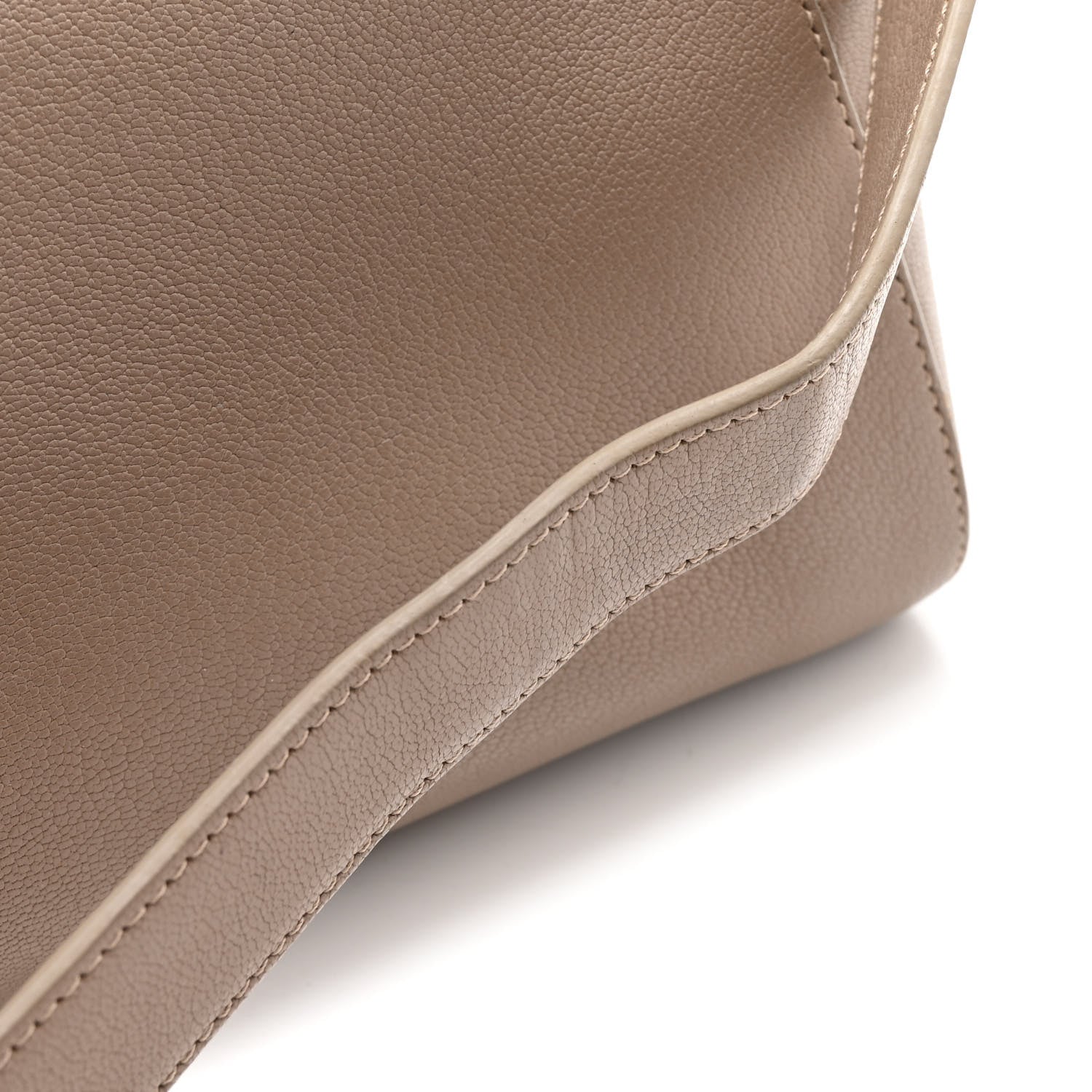 Givenchy Sugar Goatskin Medium Antigona Sand 15 of 16
