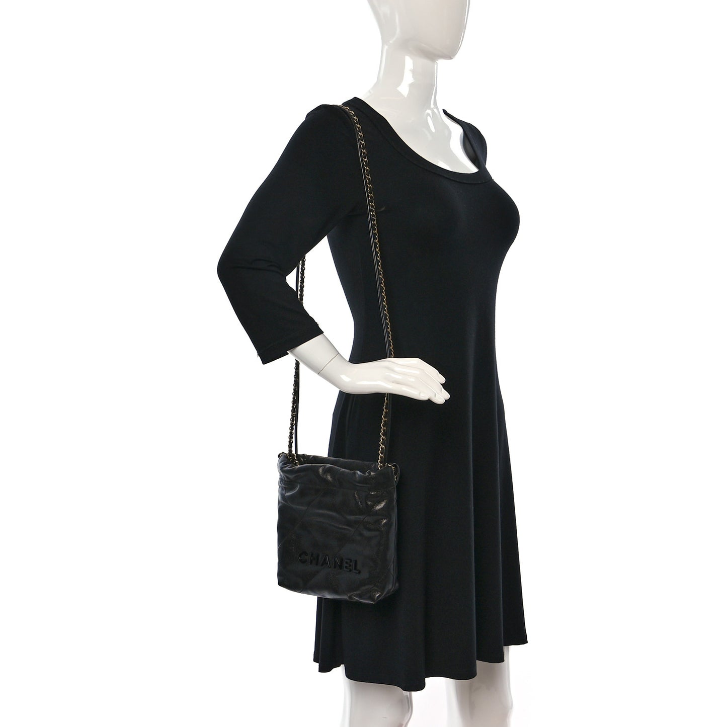 Shiny Caviar Quilted Monochrome Mini Chanel 22 Black