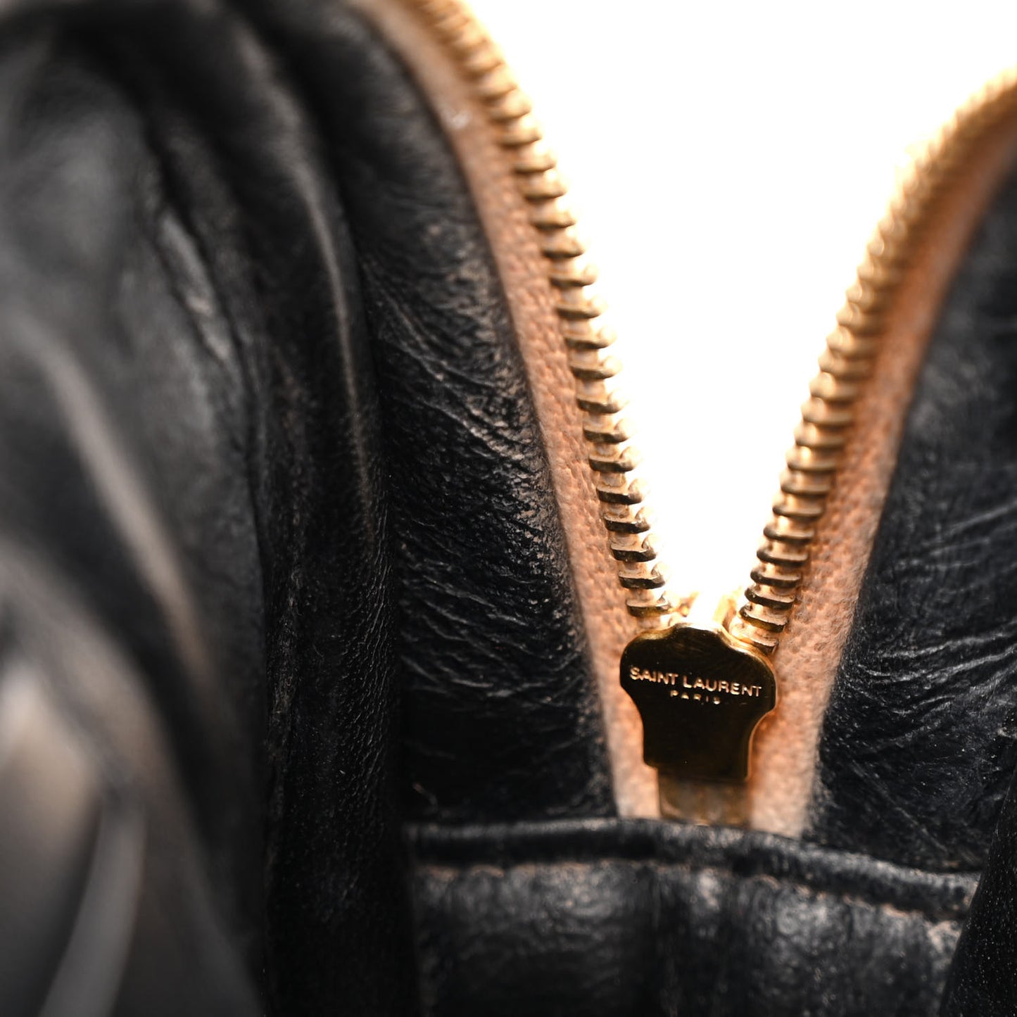 Grain De Poudre Matelasse Monogram Mini Lou Camera Bag Crema Soft