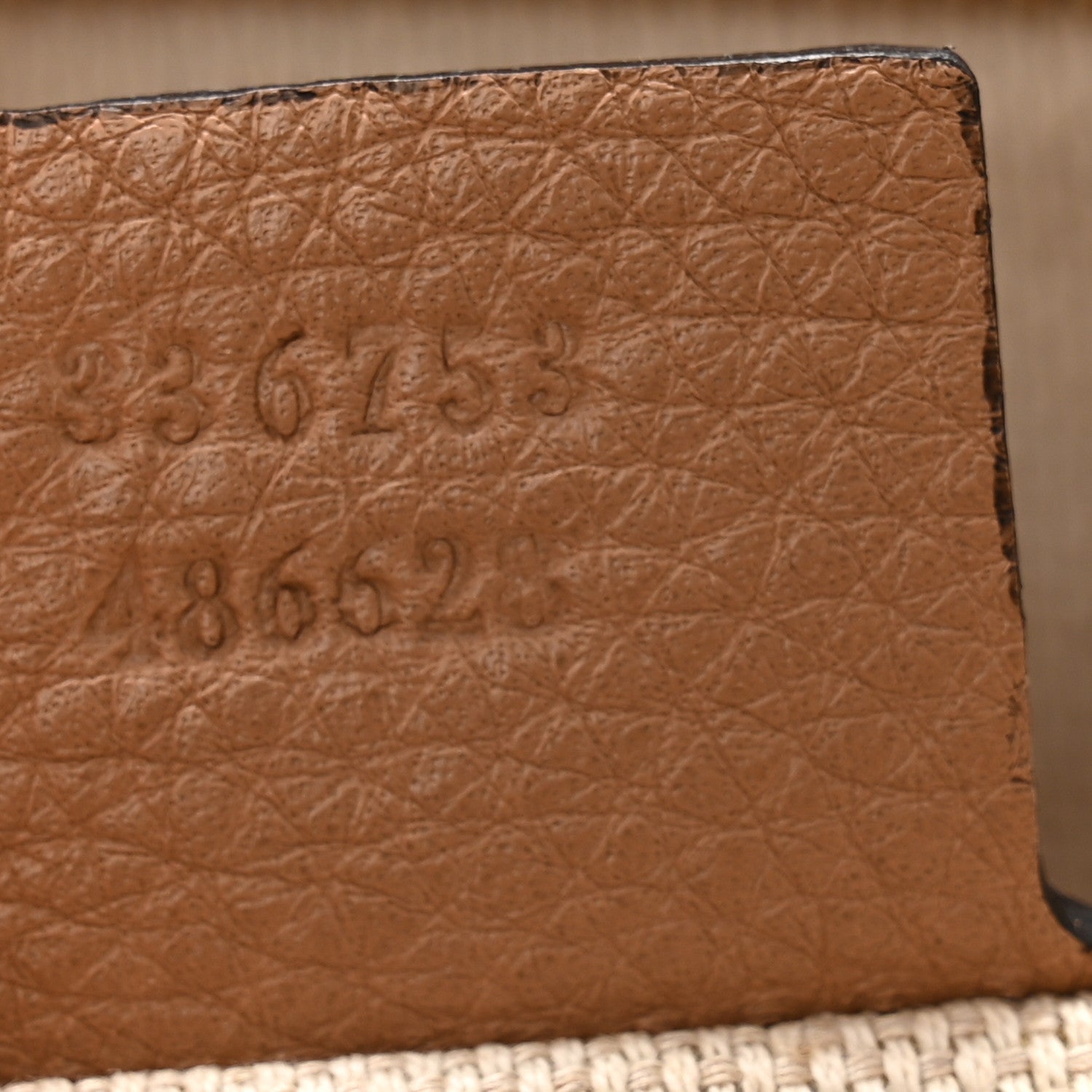 Gucci Pebbled Calfskin Medium Soho Clutch Camelia 7 of 12