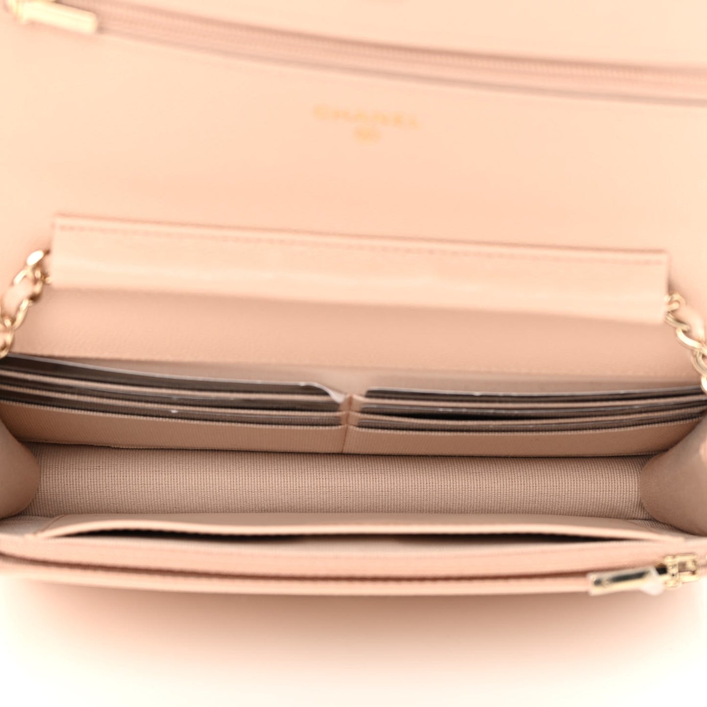 Caviar Quilted Wallet on Chain WOC Light Beige