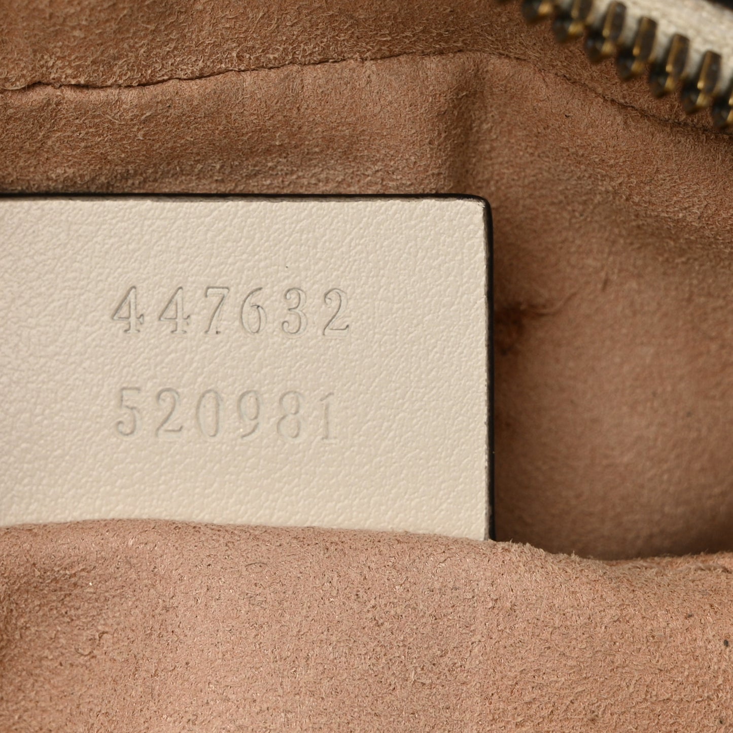 Calfskin Matelasse Small GG Marmont Chain Shoulder Bag White