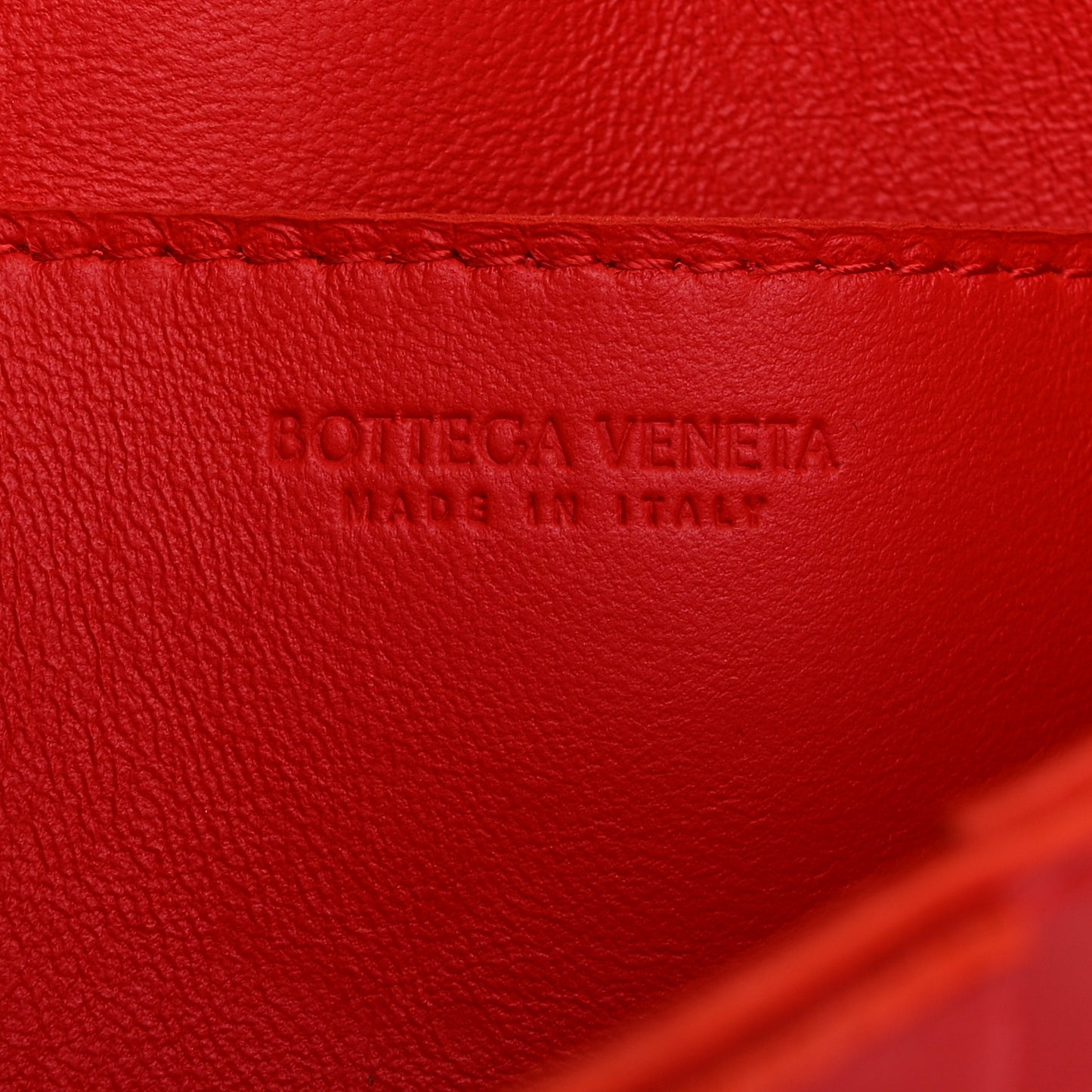 Lambskin Maxi Intrecciato Small Cassette Crossbody Bag Redstone