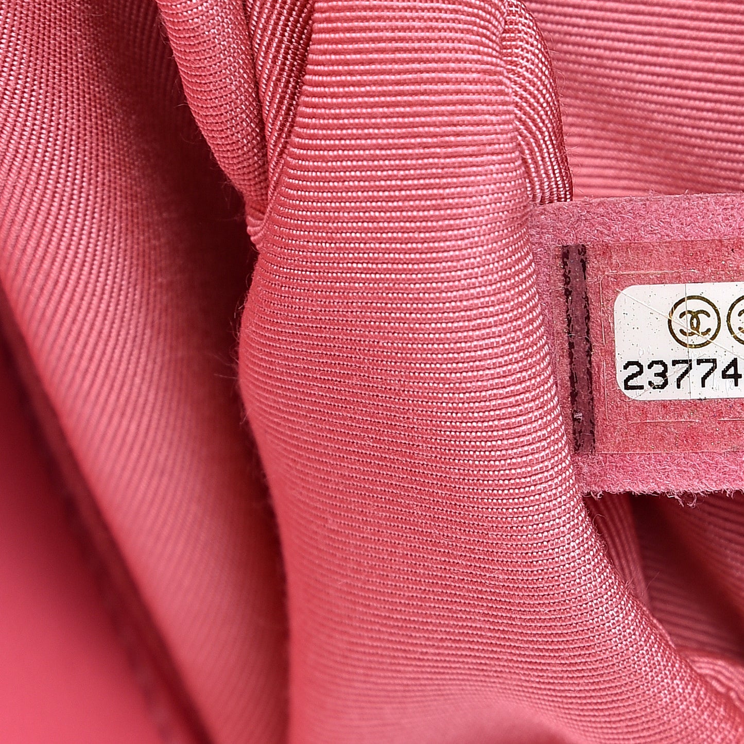 Lambskin Quilted Medium Boy Flap Pink
