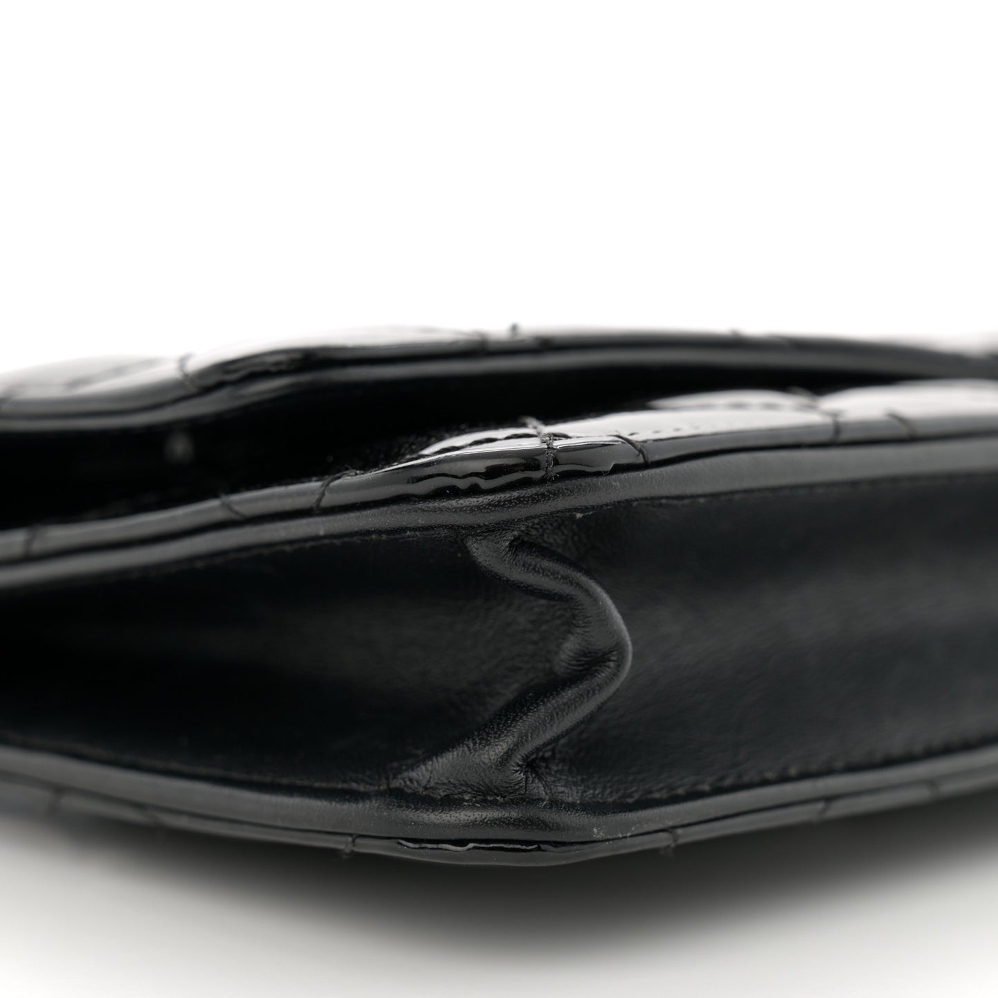 Patent Quilted Wallet On Chain WOC Black