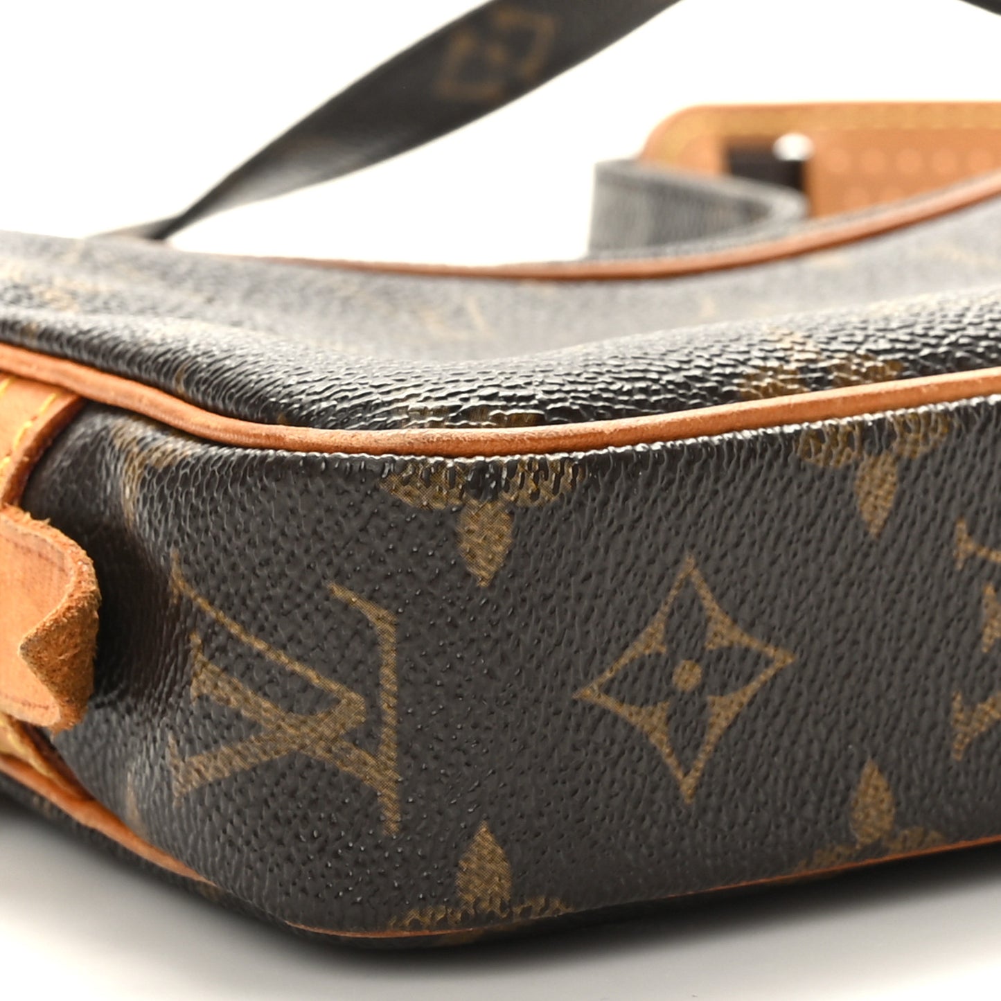 Monogram Pochette Marly Bandouliere