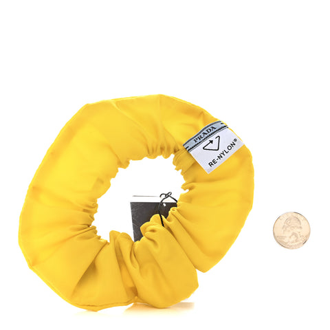 Re-Nylon Metal Logo Scrunchie Giallo