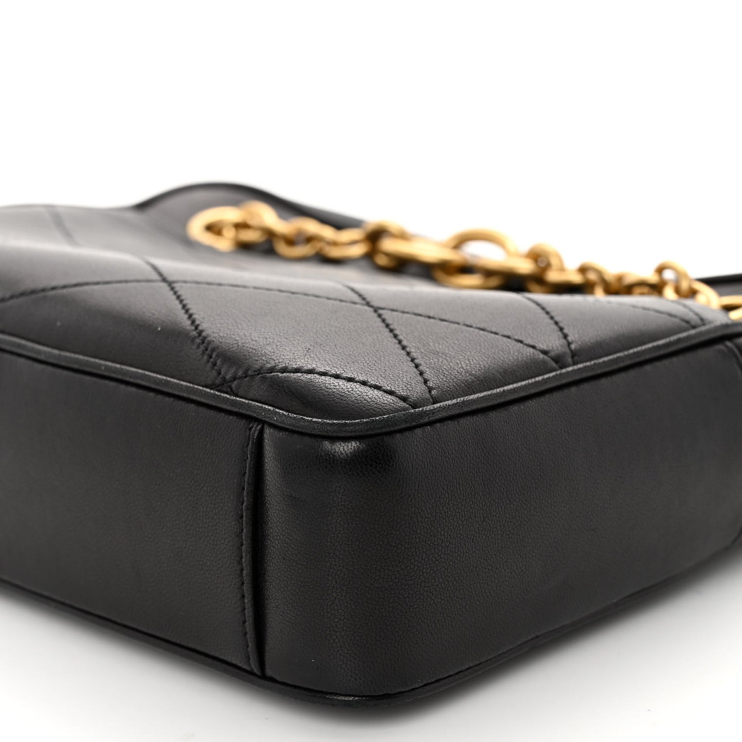 Lambskin Quilted Le Maillon Chain Strap Crossbody Black