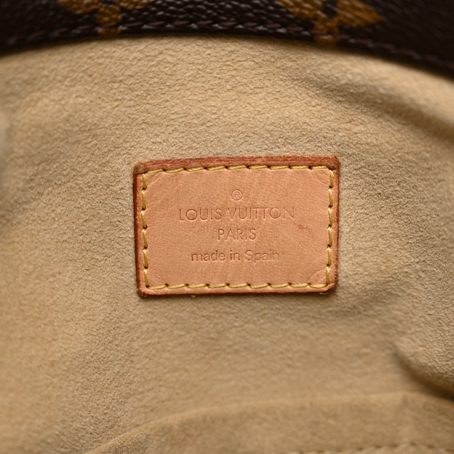 Louis Vuitton Monogram Artsy MM 6 of 12