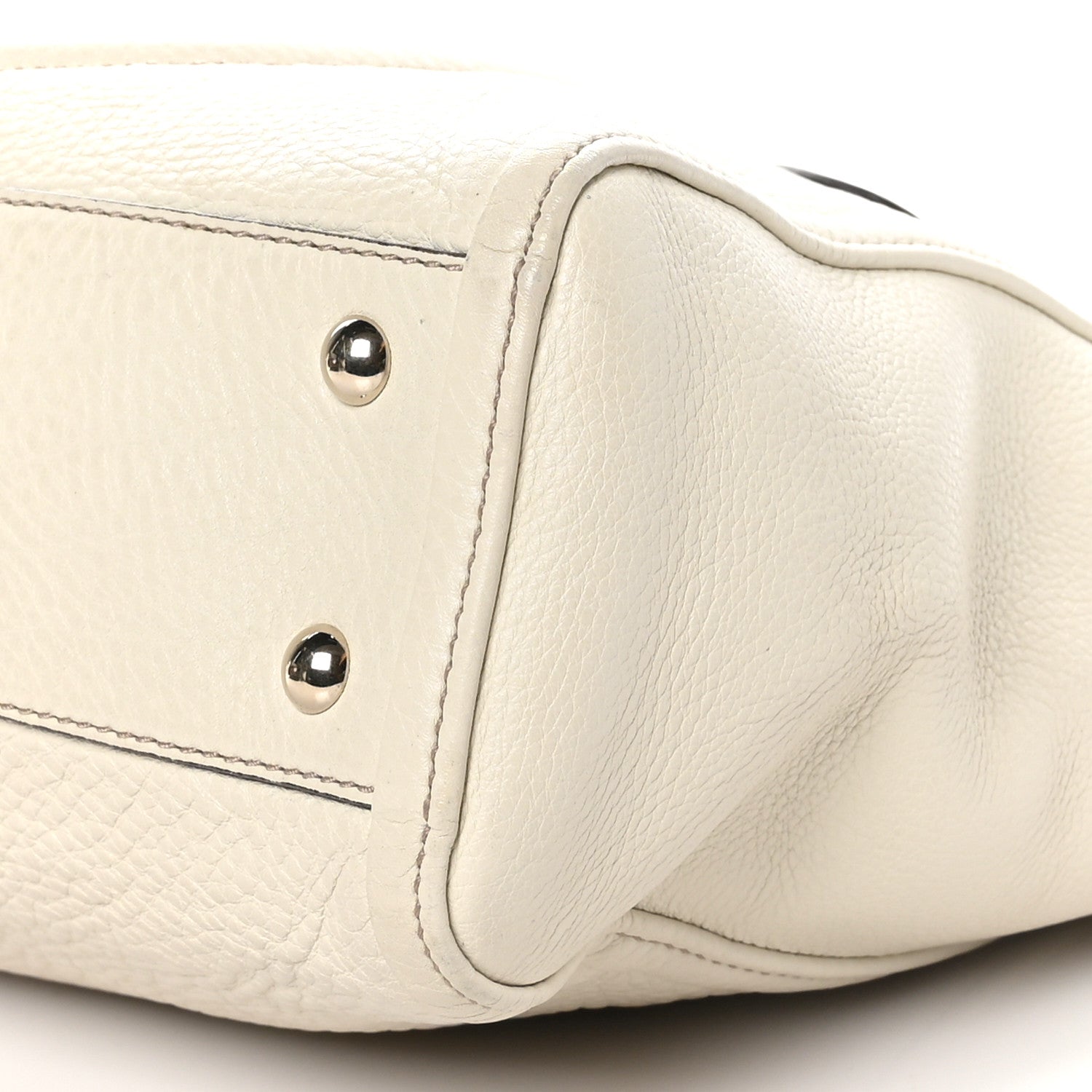 Gucci Pebbled Calfskin Small Soho Top Handle Bag Off White 9 of 9
