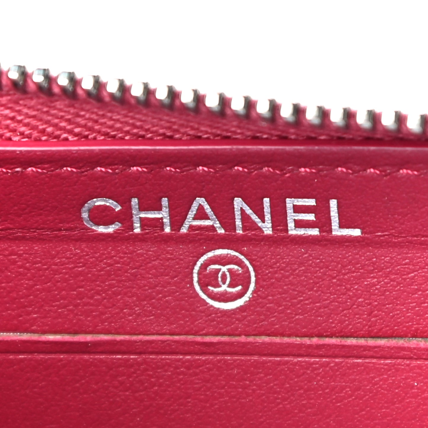 Caviar Quilted Medium Zip Around Wallet Red