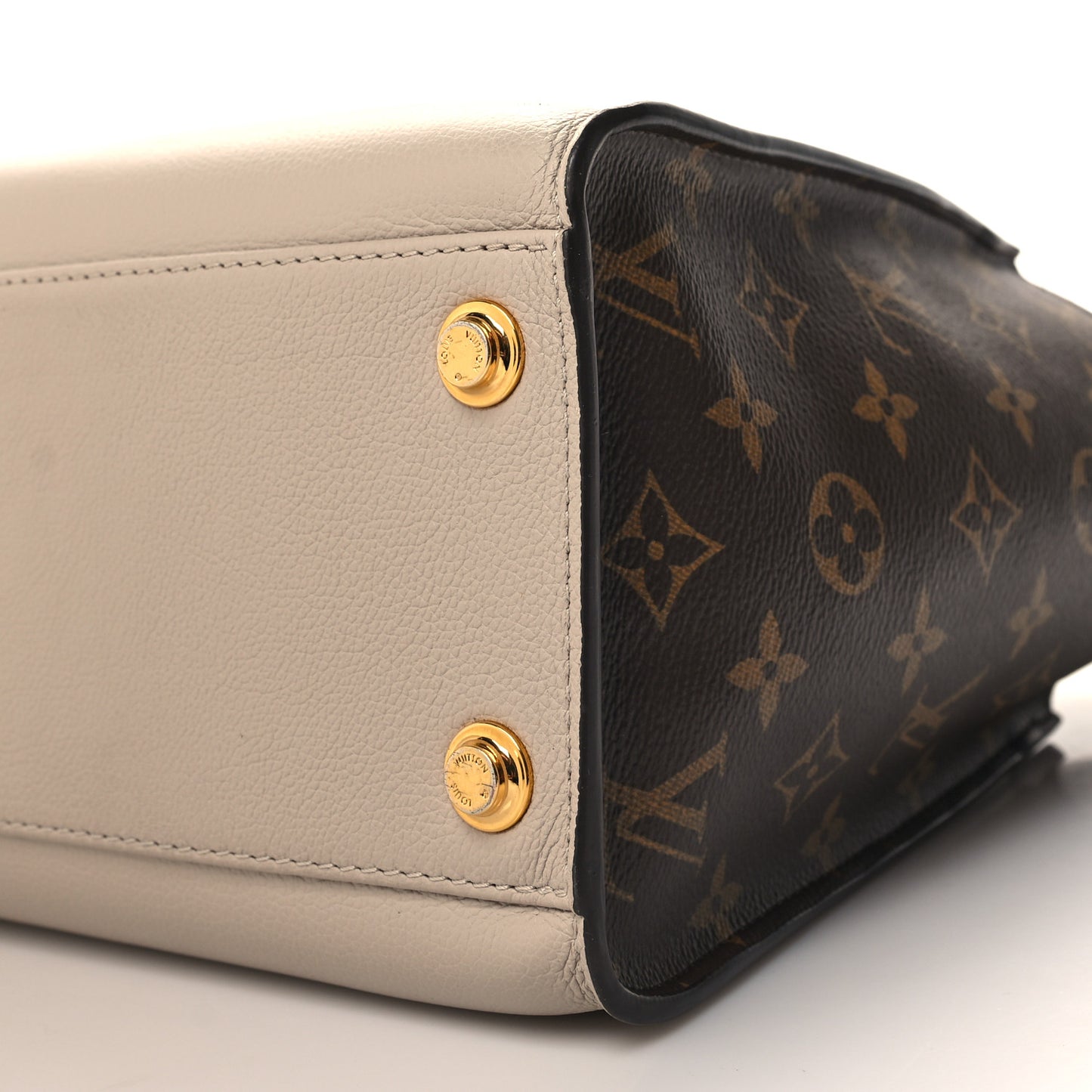 Calfskin Monogram On My Side MM Greige