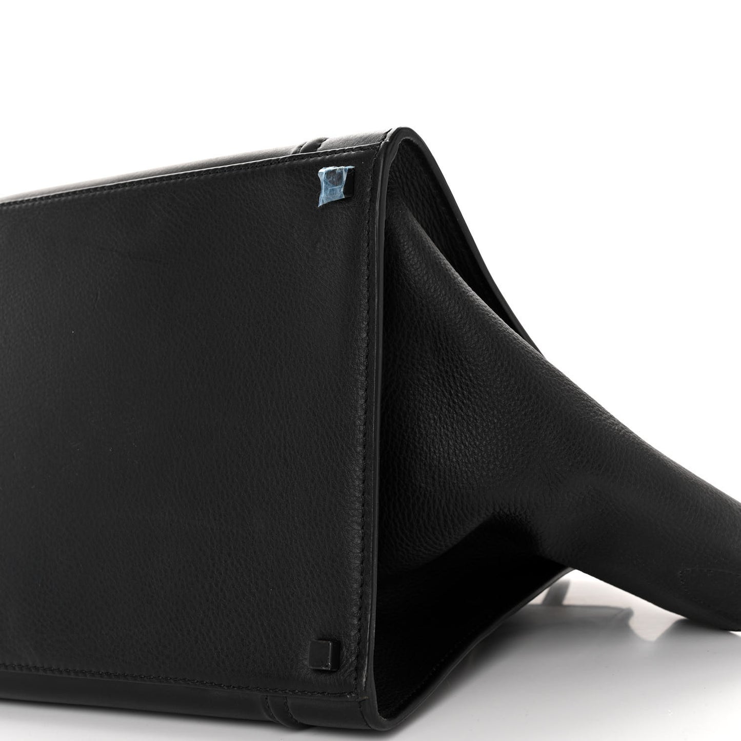 Supple Calfskin Medium Phantom Luggage Black