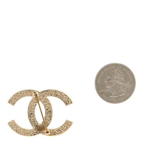Pearl CC Brooch Gold