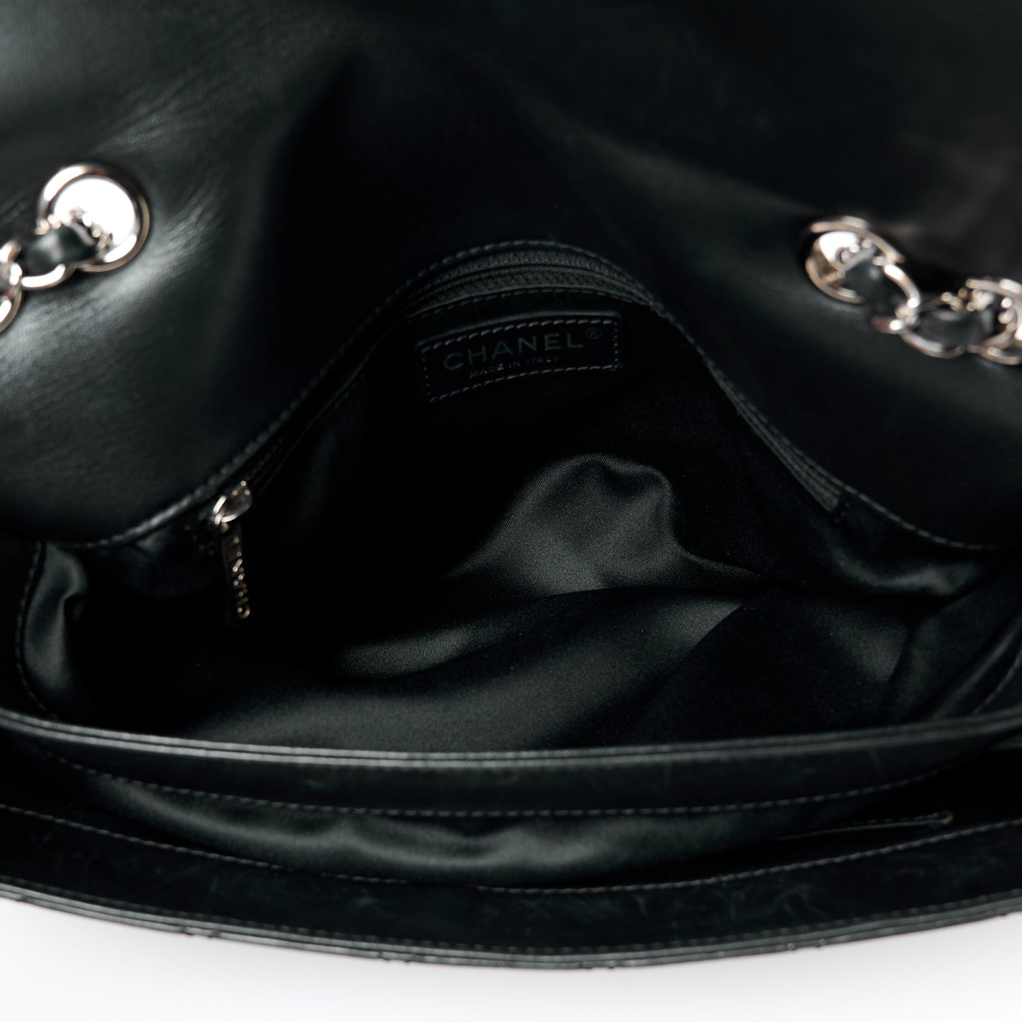 Lambskin Quilted Large Pagode Piping Flap Black