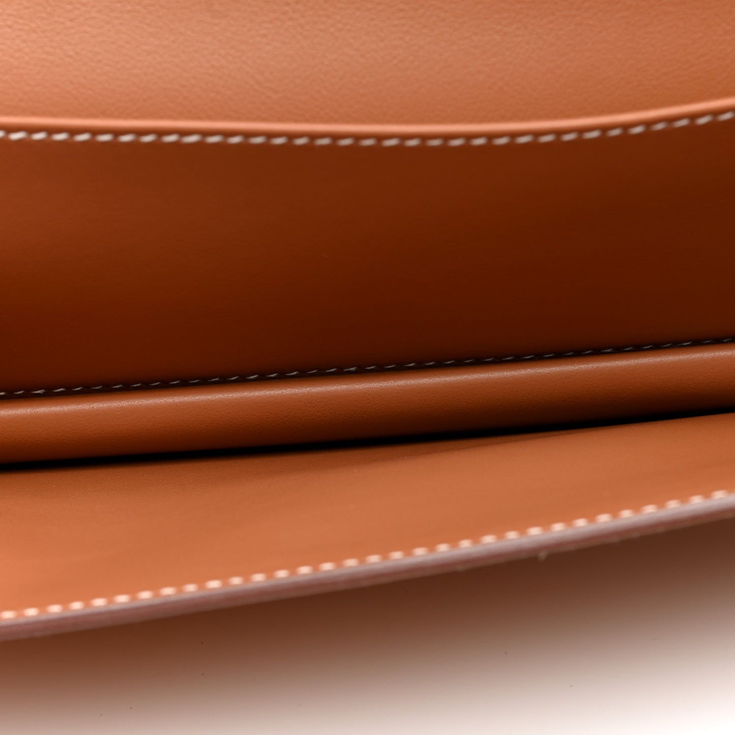 Swift Shadow Clutch 29 Gold